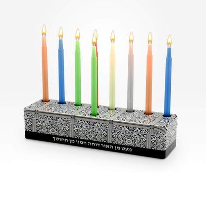 מארז מעוצב חנוכיה עם נרות ZEUS