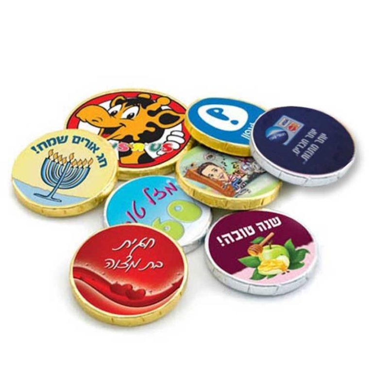 מטבעות שוקולד עם מדבקה ממותגת