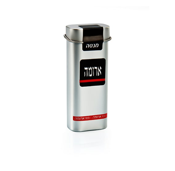 מסטיקים בקופסה מתכתית